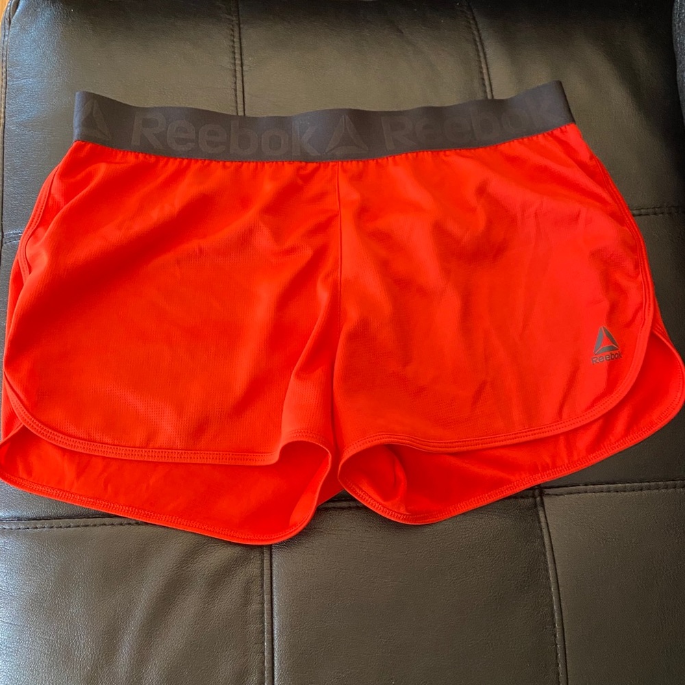 I am selling these Reebok shorts.